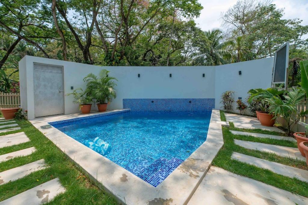 Cozy Beach Villa At The Shores 5 Minutes From The Beach West End Extérieur photo