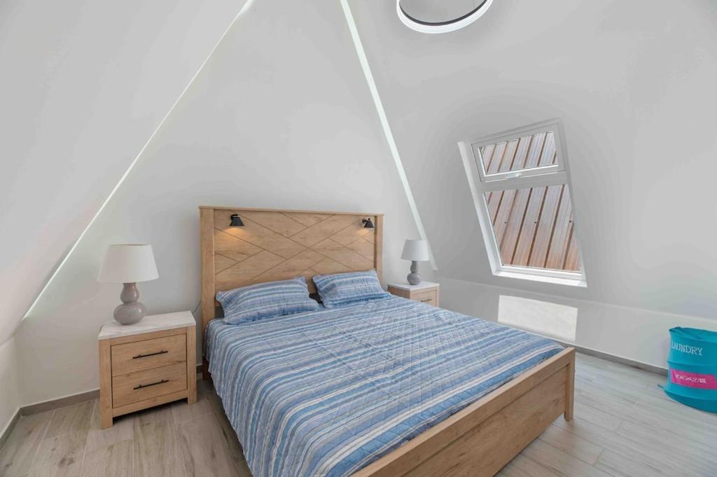 Cozy Beach Villa At The Shores 5 Minutes From The Beach West End Extérieur photo
