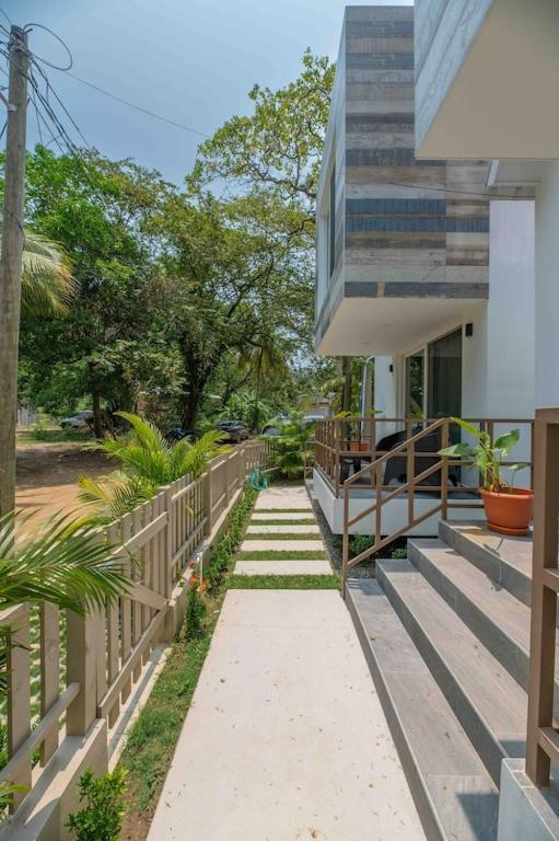 Cozy Beach Villa At The Shores 5 Minutes From The Beach West End Extérieur photo